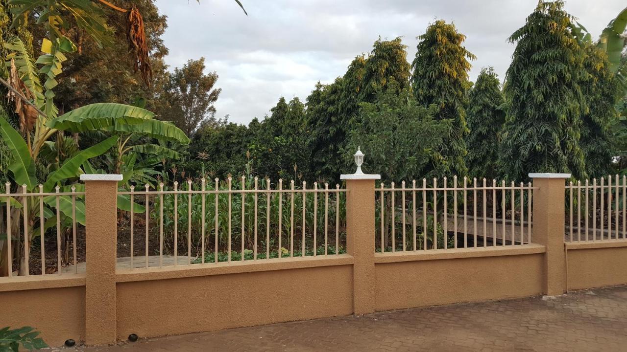 موشي Kilimanjaro Country House المظهر الخارجي الصورة
