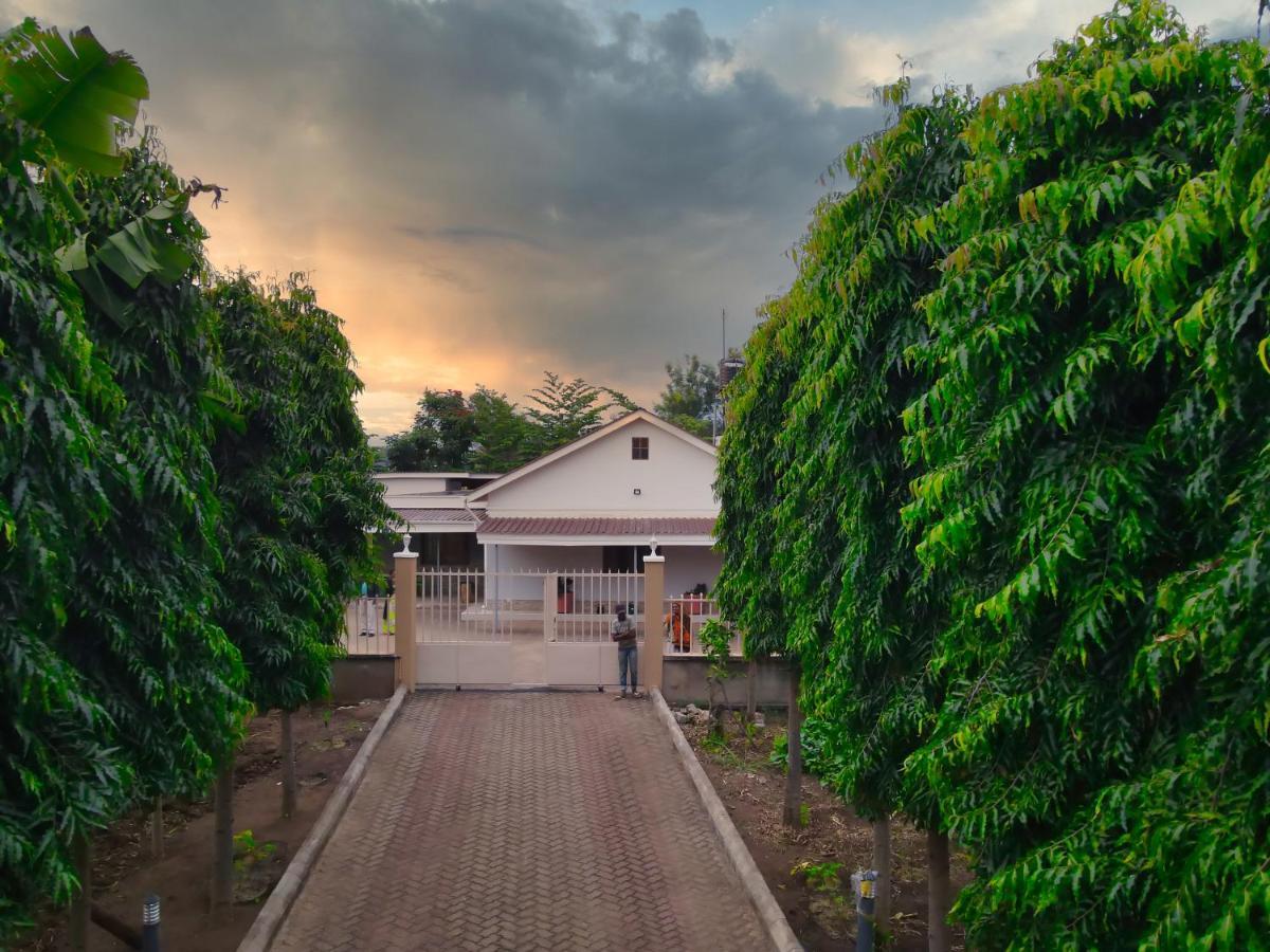 موشي Kilimanjaro Country House المظهر الخارجي الصورة